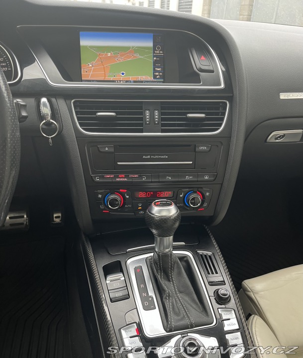 Audi RS5 2010