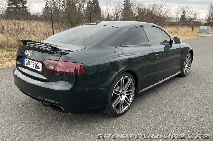 Audi RS5 2010