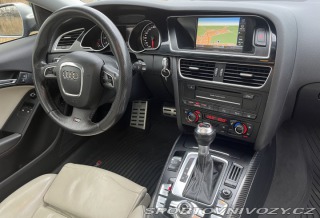 Audi RS5 2010