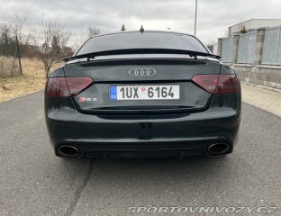 Audi RS5 2010