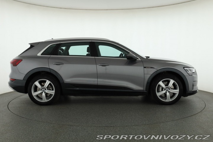 Audi Ostatní modely e-tron  e-tron 55 quattro 2019