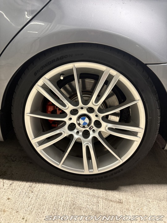 BMW 3 E90 335i 2008