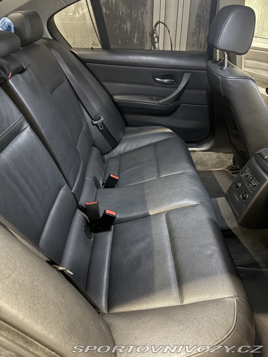BMW 3 E90 335i 2008
