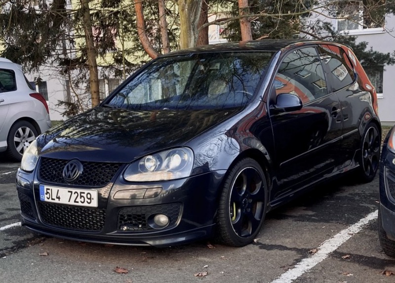Volkswagen Golf GTI Edition 30