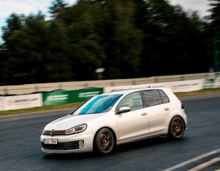 Volkswagen Golf GTI