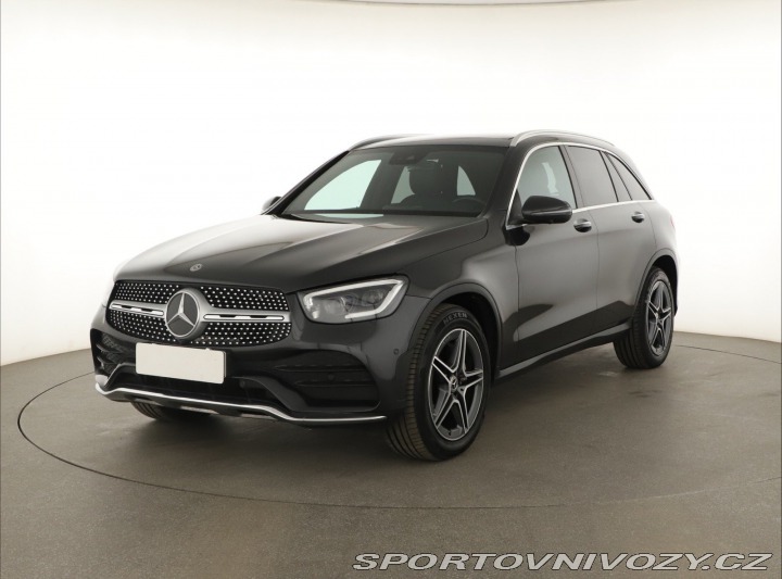 Mercedes-Benz Ostatní modely GLC AMG Line GLC 300d 4MATIC 2019