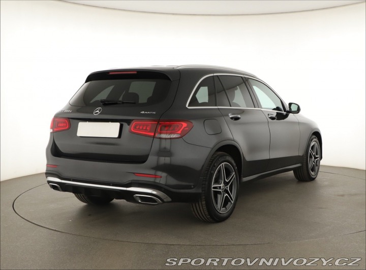 Mercedes-Benz Ostatní modely GLC AMG Line GLC 300d 4MATIC 2019