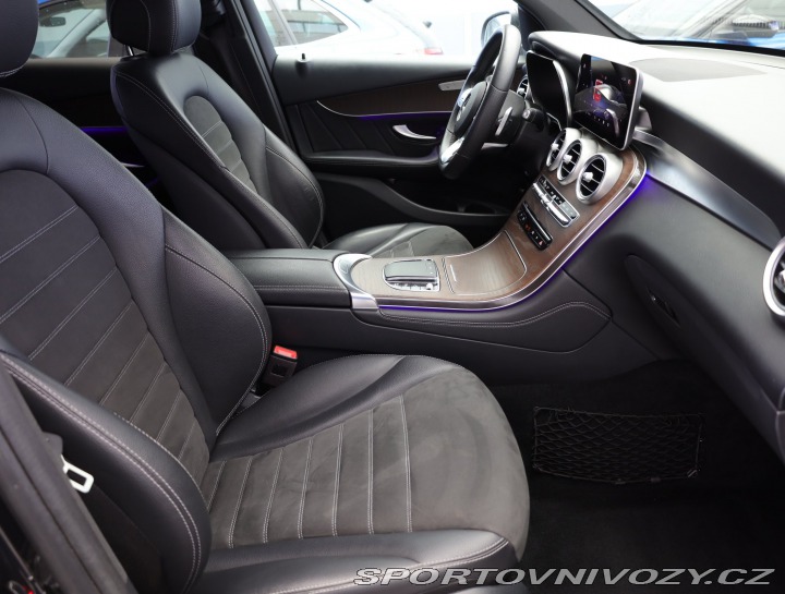 Mercedes-Benz Ostatní modely GLC AMG Line GLC 300d 4MATIC 2019