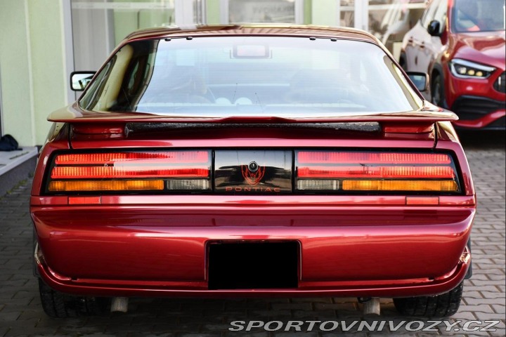 Pontiac Firebird 5.7L V8 24tis.KM ČR 1992