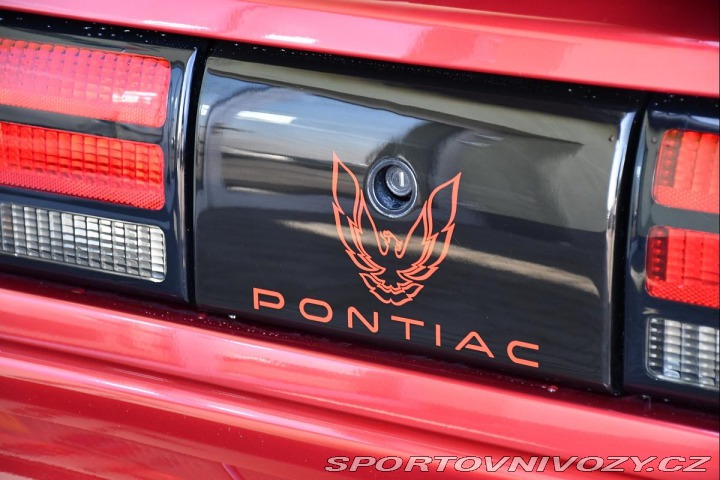 Pontiac Firebird 5.7L V8 24tis.KM ČR 1992