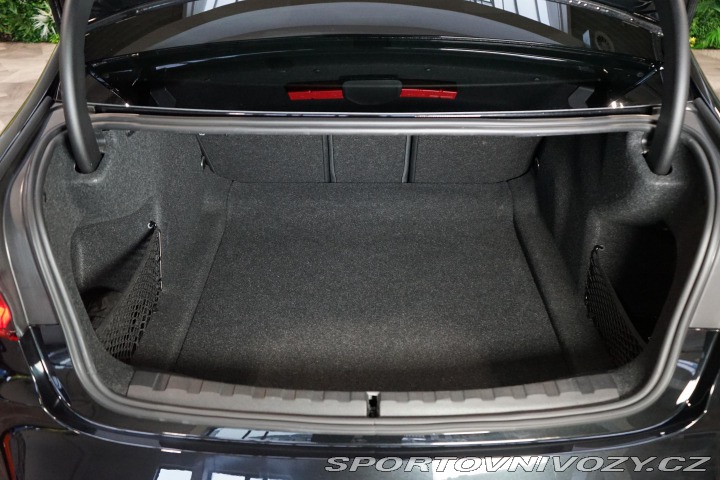 BMW M3 xDrive Carbon Záruka Lase 2022