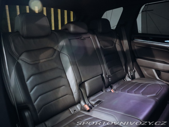 Volkswagen Ostatní modely Touareg 3.0TDI V6 R-line 210 kW * 2018
