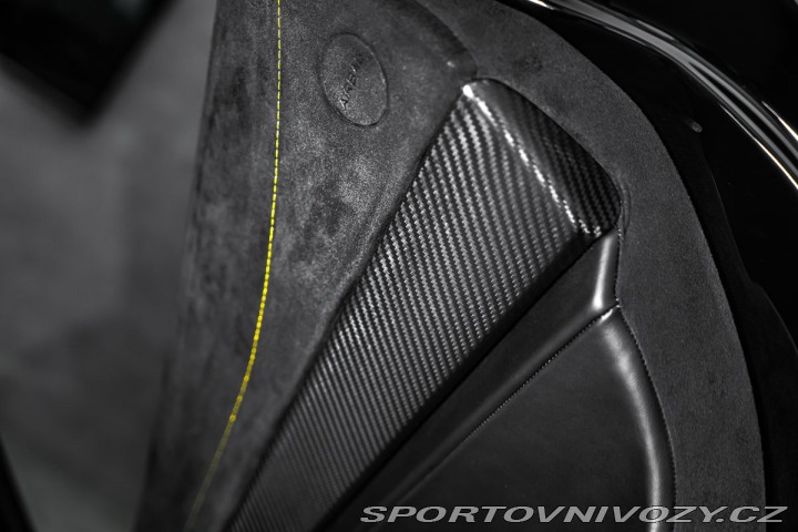 McLaren 750S Coupe 2024