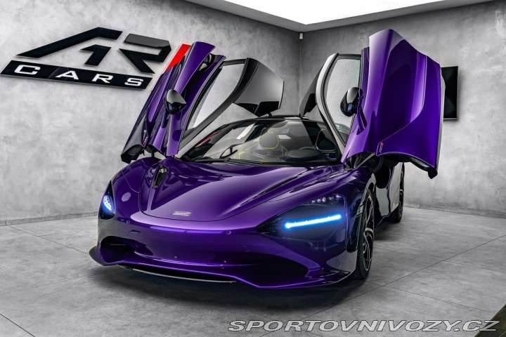 McLaren 750S Coupe 2024