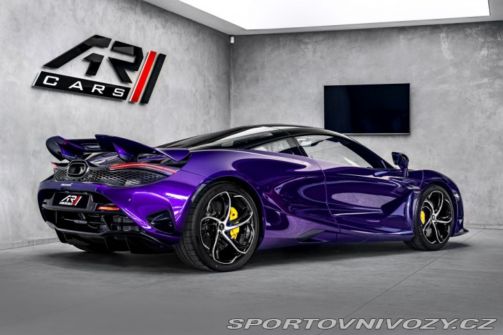 McLaren 750S Coupe 2024