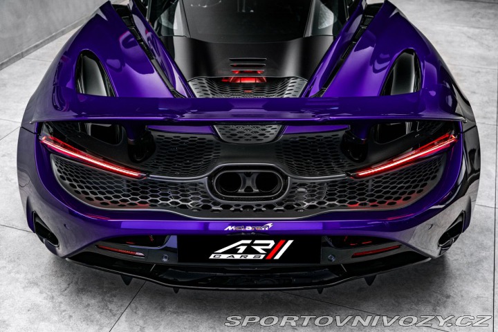 McLaren 750S Coupe 2024