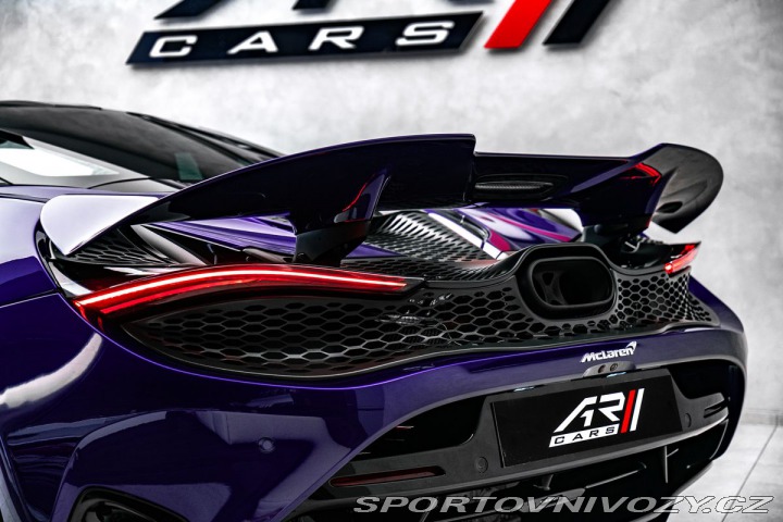 McLaren 750S Coupe 2024