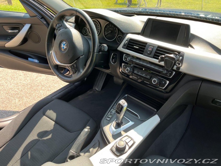 BMW 3 2.0i touring F31 2017