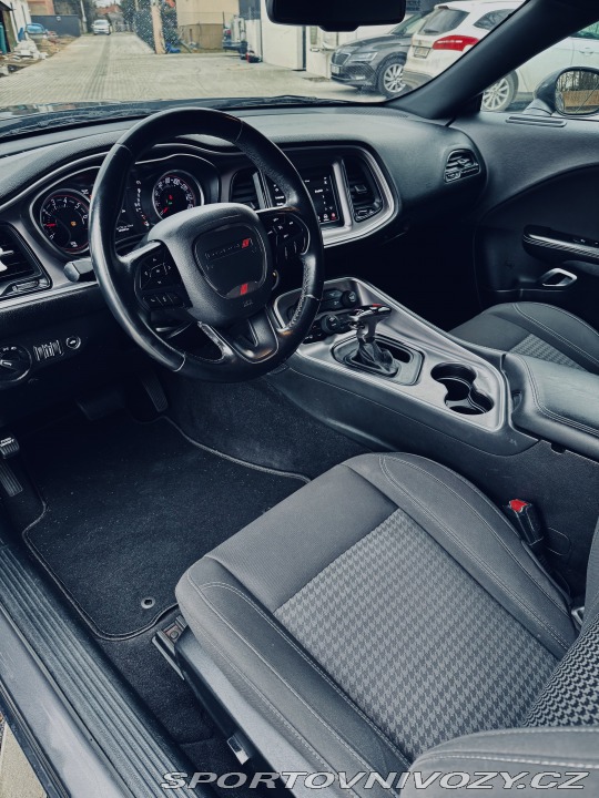 Dodge Challenger Coupe 2019
