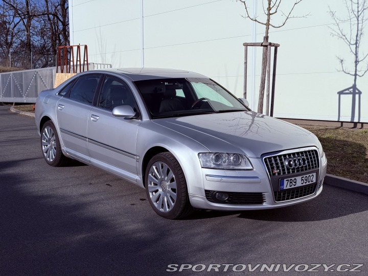 Audi S8 4.2MPi V8 246kW Quattro 2003