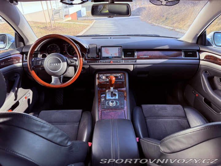 Audi S8 4.2MPi V8 246kW Quattro 2003