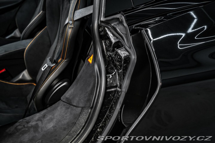 McLaren 750S Spider B&W/360°/CARBO 2025