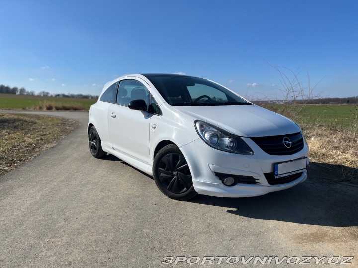 Opel Ostatní modely Corsa D Limited Edition 2009
