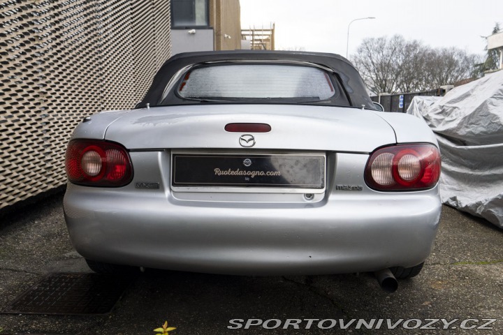 Mazda MX-5 2001