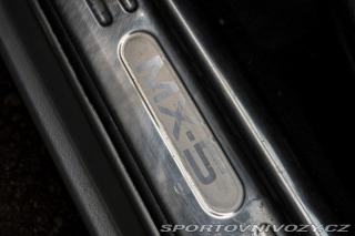 Mazda MX-5  2001