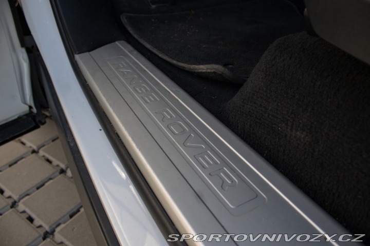 Ostatní značky Ostatní modely Land Rover Range Rover Sport 3.0 SDV6 HSE Dynamic (zá 2017