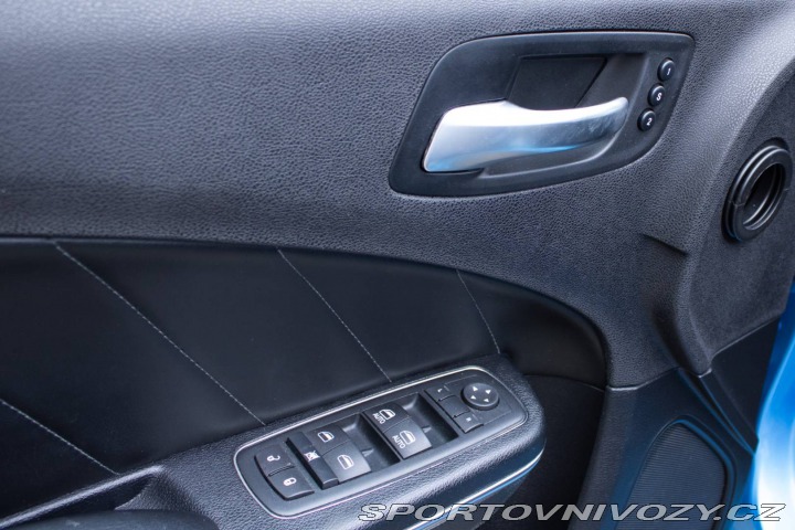 Dodge Charger 5.7 HEMI Samosvor 2016