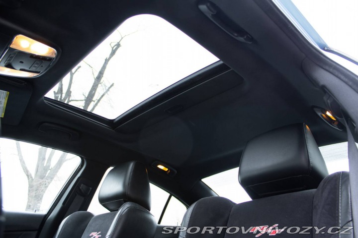 Dodge Charger 5.7 HEMI Samosvor 2016