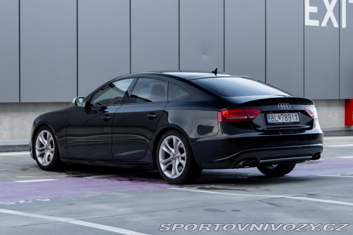 Audi S5 2011