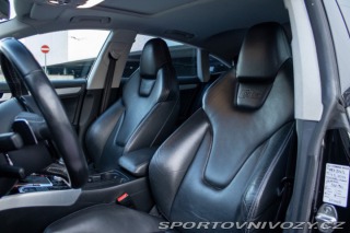 Audi S5  2011