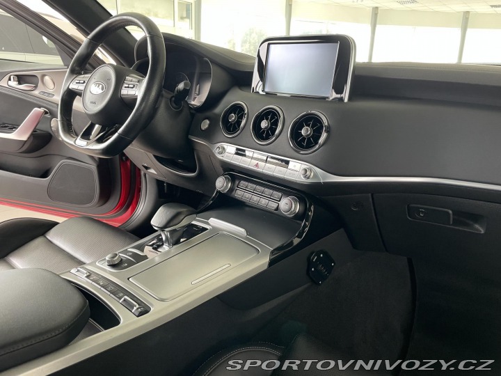 Kia Stinger 3,3TGDI V6*4WD*Max.Výbava 2018