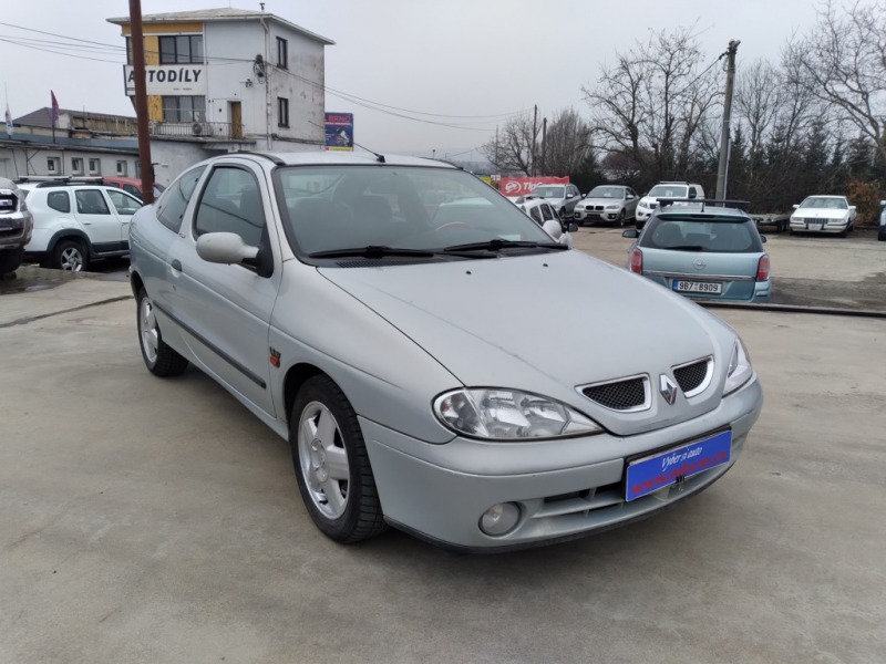 Renault Mégane COUPÉ 1.4 16V AKCE CENA