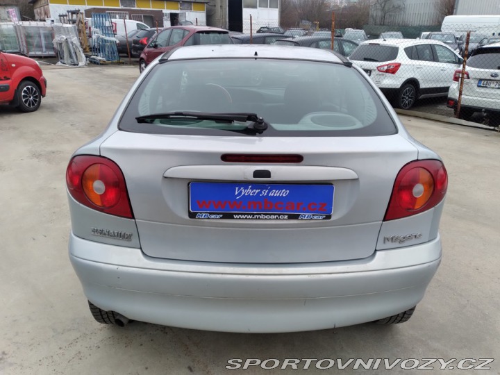 Renault Mégane COUPÉ 1.4 16V AKCE CENA 2001