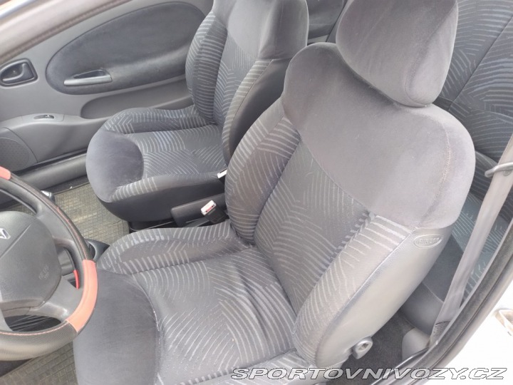 Renault Mégane COUPÉ 1.4 16V AKCE CENA 2001