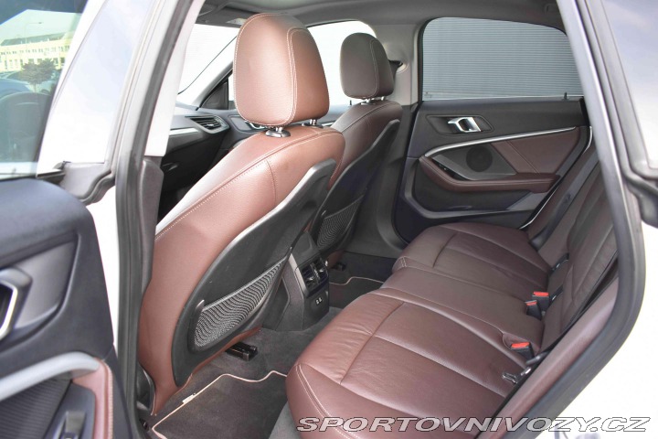 BMW 2 220d xDrive REZERVACE 2021