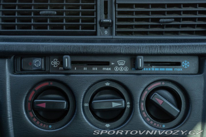 Mercedes-Benz E 190 E 1988