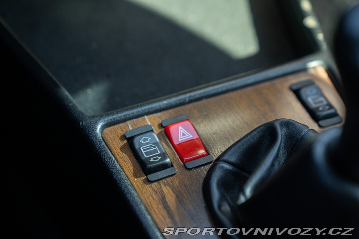 Mercedes-Benz E 190 E 1988