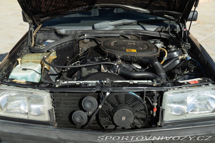 Mercedes-Benz E 190 E 1988