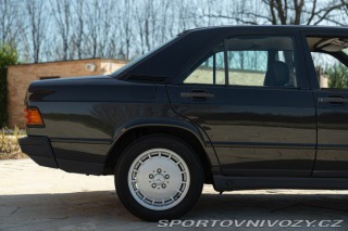 Mercedes-Benz E 190 E 1988