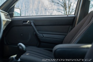 Mercedes-Benz E 190 E 1988