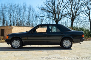 Mercedes-Benz E 190 E 1988