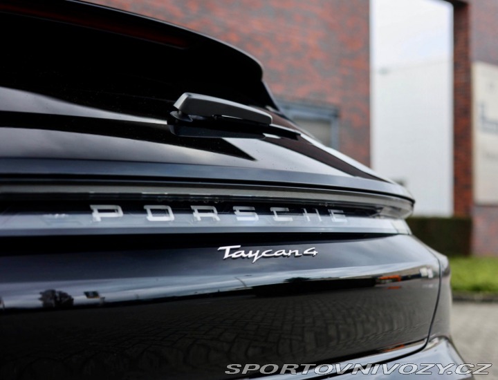 Porsche Taycan Cross Turismo 4 *Pasažie 2022
