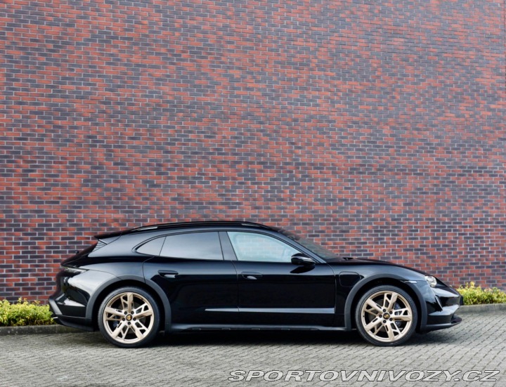 Porsche Taycan Cross Turismo 4 *Pasažie 2022