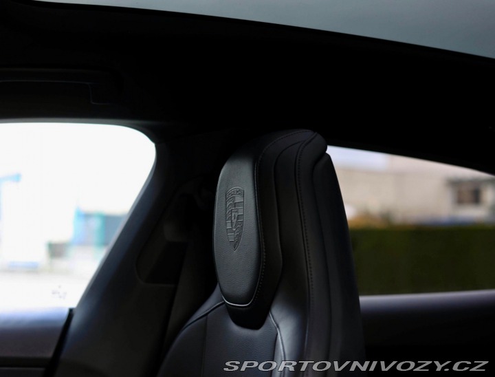 Porsche Taycan Cross Turismo 4 *Pasažie 2022