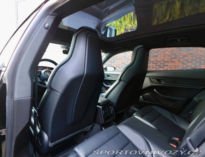 Porsche Taycan Cross Turismo 4 *Pasažie 2022