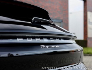 Porsche Taycan Cross Turismo 4 *Pasažie 2022